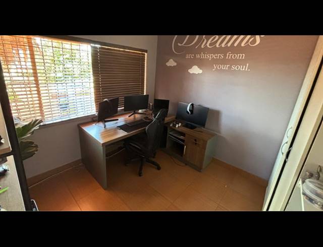 3 BEDROOM HOUSE FOR SALE IN LINMEYER